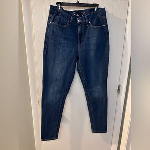 Women’s jeans seven7